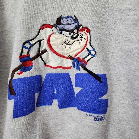 TUTLEX x TAZ x LOONEY TUNES 1994 Hockey Crewneck Sweatshirt in grey size L - Picture 5 of 7